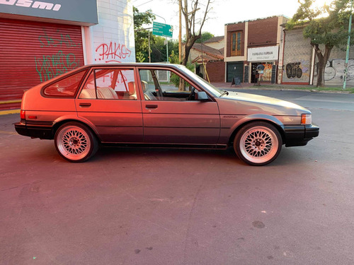 Chevrolet Nova-corolla Liftback
