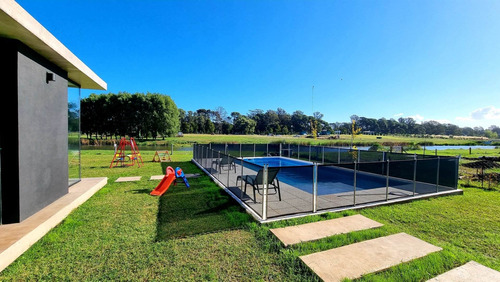 Imagen 14 de 29 de Casa Cuatro Ambientes Con Piscina Climatizada