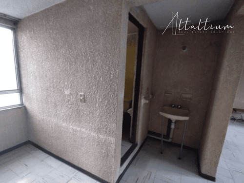 Departamento En Venta En Venustiano Carranza, 1era Sección Cdmx. Br-ru