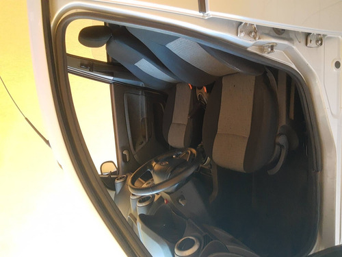 Imagem 7 de 15 de Ford Fiesta 1.6 Rocam Sedan 8v Flex 4p Manual