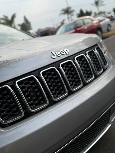 Grand Cherokee