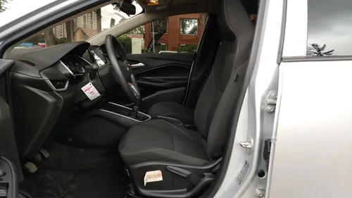 Chevrolet Onix LT
