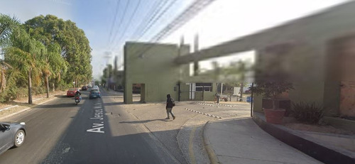 Sk16 - Casa En Remate Bancario En C. Montes Urales, Los Olivos, Residencial, Tlaquepaque ¡, Jalisco (65% Debajo Del Valor Comercial Solo Recurso Propio De Contado)