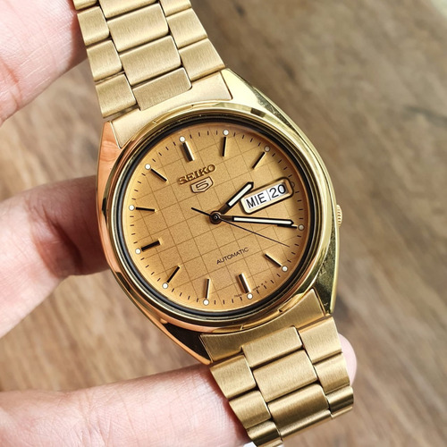Relógio Masculino Seiko Automático Snxl72k Correia Dourado Bisel Dourado Fundo Dourado