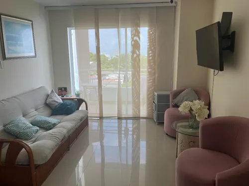 Cómodo Y Espacioso Apartamento De 120 Metros Como Nuevo, Con Dos Parqueaderos En Barrio Costa De Oro