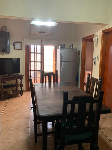Imagen 5 de 14 de Casa De 3 Dormitorios Con Cochera En 524 Entre 117 Y 118