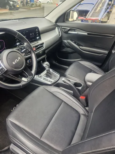 Kia Seltos 2.0 Zenith 4X2