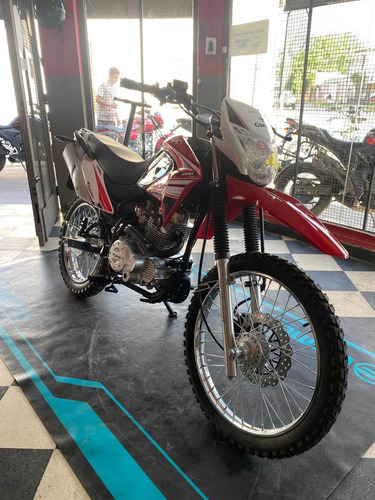 Imagen 13 de 17 de Corven Triax 200 R3