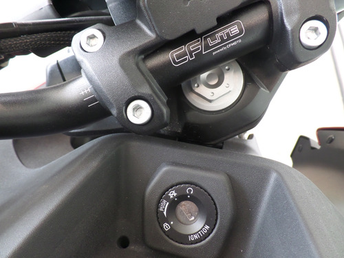 Motocicleta Cflite 250nk Mod. 2025