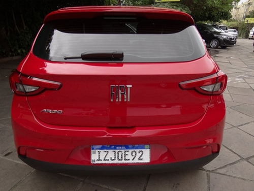 Imagem 4 de 8 de Fiat Argo Drive