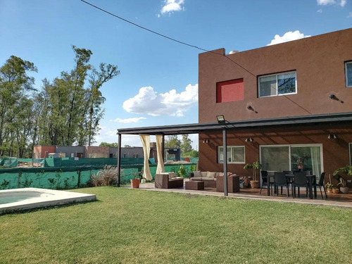 Imagen 4 de 22 de Casa En Venta - Countries/b.cerrado (moreno)