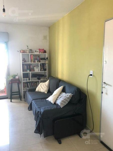 Departamento 2 Ambientes Con Balcón - Mataderos
