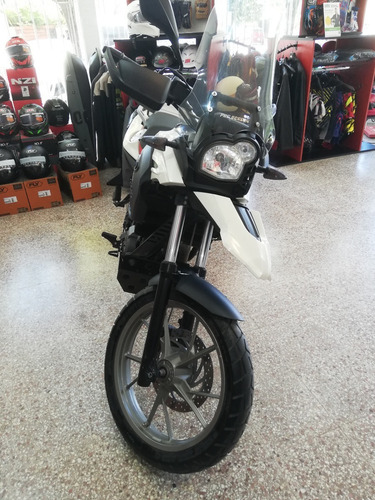 Moto Bmw 650 Gs Modelo 2012 Muy Equipada Con Accesorios