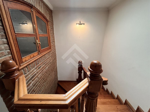 Casa En Venta De 4 Dorm. En Colina