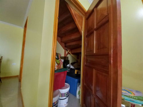 Casa En Venta De 7 Dorm. En Concepción