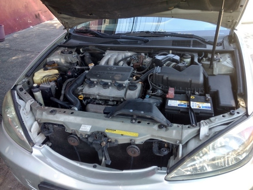Toyota Camry 2004 3.5 V6 Xle 4p