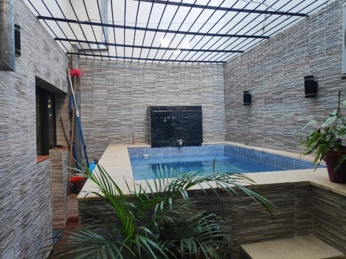 Imagen 21 de 23 de Casa En Venta Exclusiva!! Fco. De Haro Y Mitre