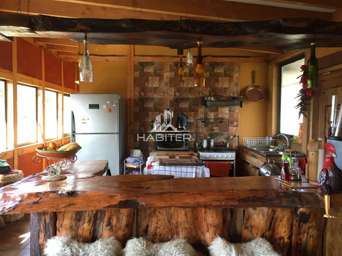Casa En Venta De 3 Dorm. En Pucón