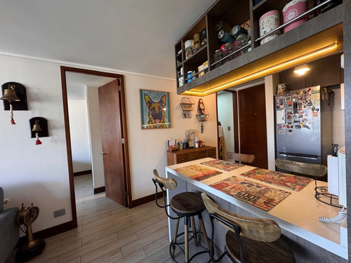 Departamento En Venta De 2 Dorm. En Lo Barnechea