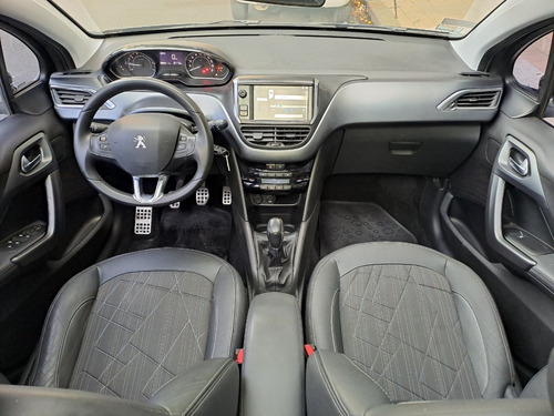 Imagen 13 de 21 de Peugeot 208 Feline 1.6 Pack Cuir 2015 Permuto Financio