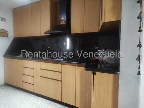 Amplio Apartamento En Venta En El Llanito 25-11827 Le