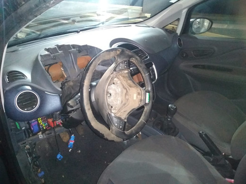 Sucata Punto Attractive 1.4 Evo Flex 8v 12 Para Peças Motor