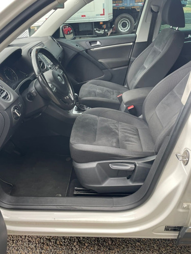 Imagem 6 de 8 de Vw Tiguan 2.0 Tsi 200cv Ano 2013