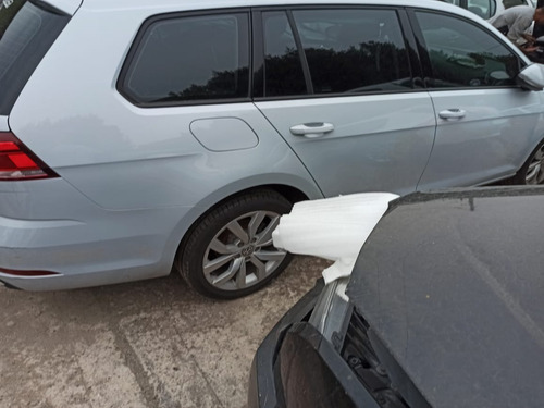 Volkswagen Golf 2018 Unidad Dada De Baja