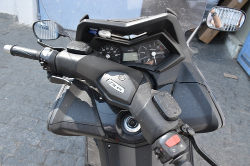Yamaha Tmax 530 Personalizada - Scooter Impecável