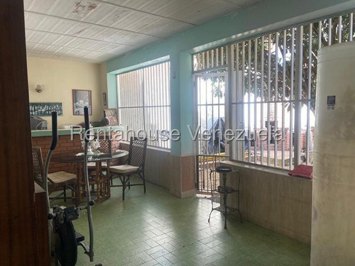 Casa En Venta,la Trinidad Mls #25-18359 Sc