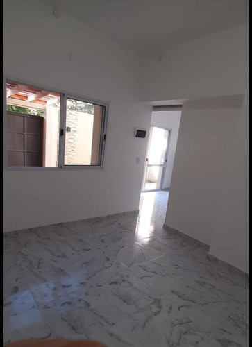 Imagen 6 de 12 de Departamento - Castelar Norte