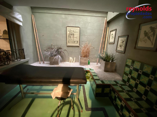 ¡casa De 4 Plantas Con Terraza, 100 Años De Antigüedad, Posibilidad De Construir!
