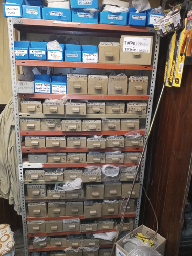 Lote De Ferreteria Liquido Urgente Escucho Ofertas