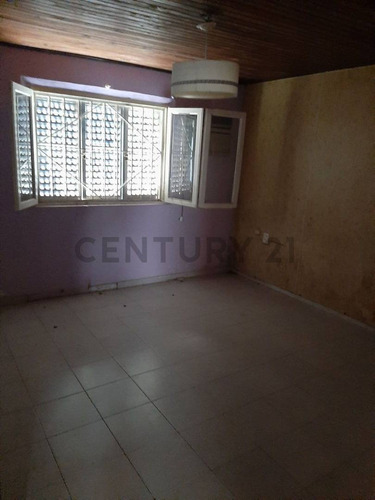 Casa En Venta En Rafaela, Barrio Villa Rosas