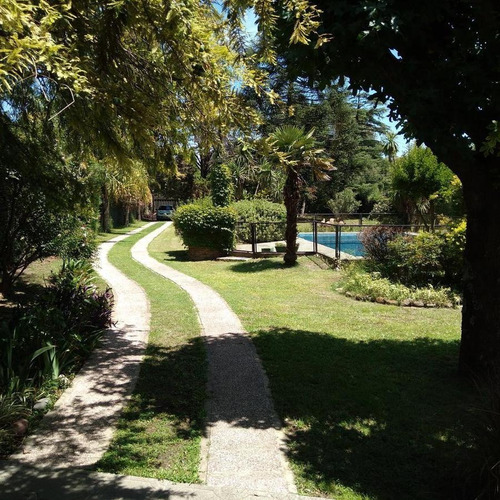 Imagen 17 de 30 de Casa Quinta Sobre Parque De 1834 M2 - El Trébol
