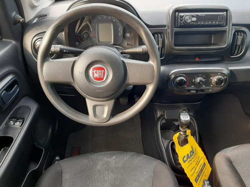 Imagem 9 de 9 de Fiat/ Mobi Like 1.0 2017/2018 Preto Flex Completo 4p