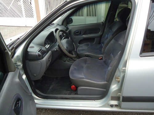 Renault Clio Sedan Rt 1.0 4p 2002/02