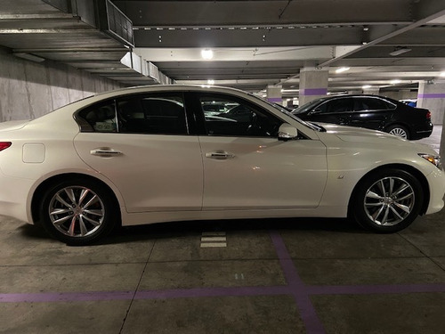 Infiniti Q50 3.7 Perfection Mt