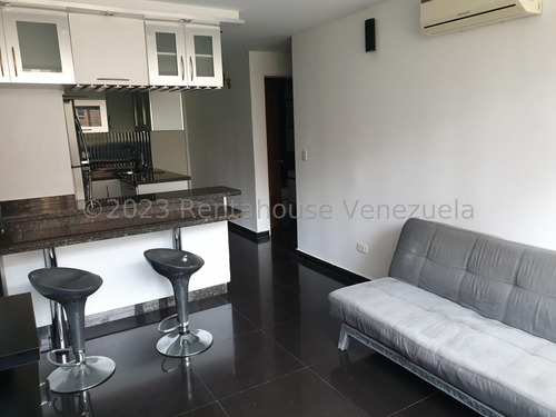 Alquiler Apartamento El Encantado. Mls #23-30129 Yf