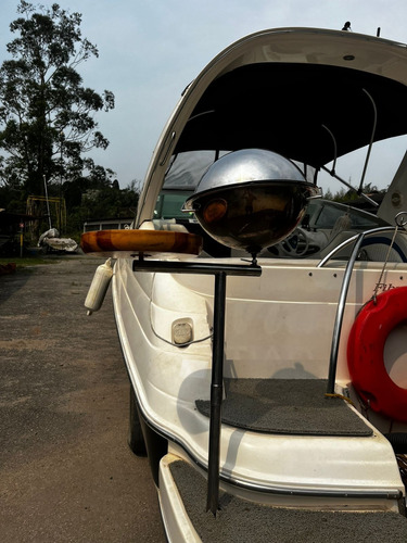 Lancha Focker 255 C/ Mercury Optimax 225 Hp 2014