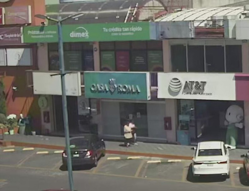 Local En Planta Baja En Plaza Comercial Iztapalapa