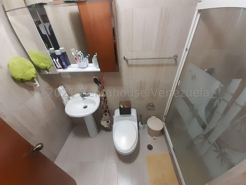 Imagen 6 de 16 de Marol Rentahouse Vende Apartamento En Las Chimeneas Valencia 22-11912