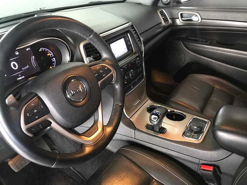 Imagem 7 de 10 de Jeep Grand Cherokee Laredo 3.6 4x4 4p