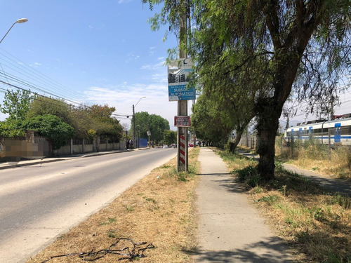 Oferta!!!gran Terreno, Casa Sólida De Un Piso.frente A Metro