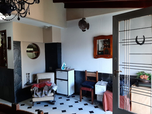 Imagen 28 de 29 de Casa 4 Ambientes En Barrio Naon Con Cochera Y Terraza, Excelente Ubicación.