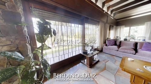 Casa - Playa Mansa- Ref: 344
