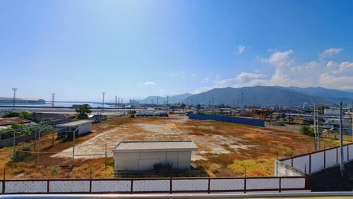 Venta Edificio Comercial A Estrenar - Puerto Cabello