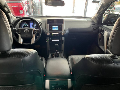 Imagen 10 de 18 de Toyota Land Crusier Prado Vx 4.0 At 7 Asientos.segunda Mano