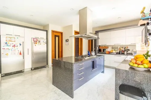 Vende Casa Con Uso De Suelo Lomas De Chapultepec