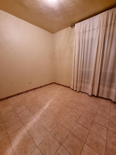 Imagen 7 de 18 de Amplia Casa De Un Nivel En Villa Brasil, Puerto Ordaz